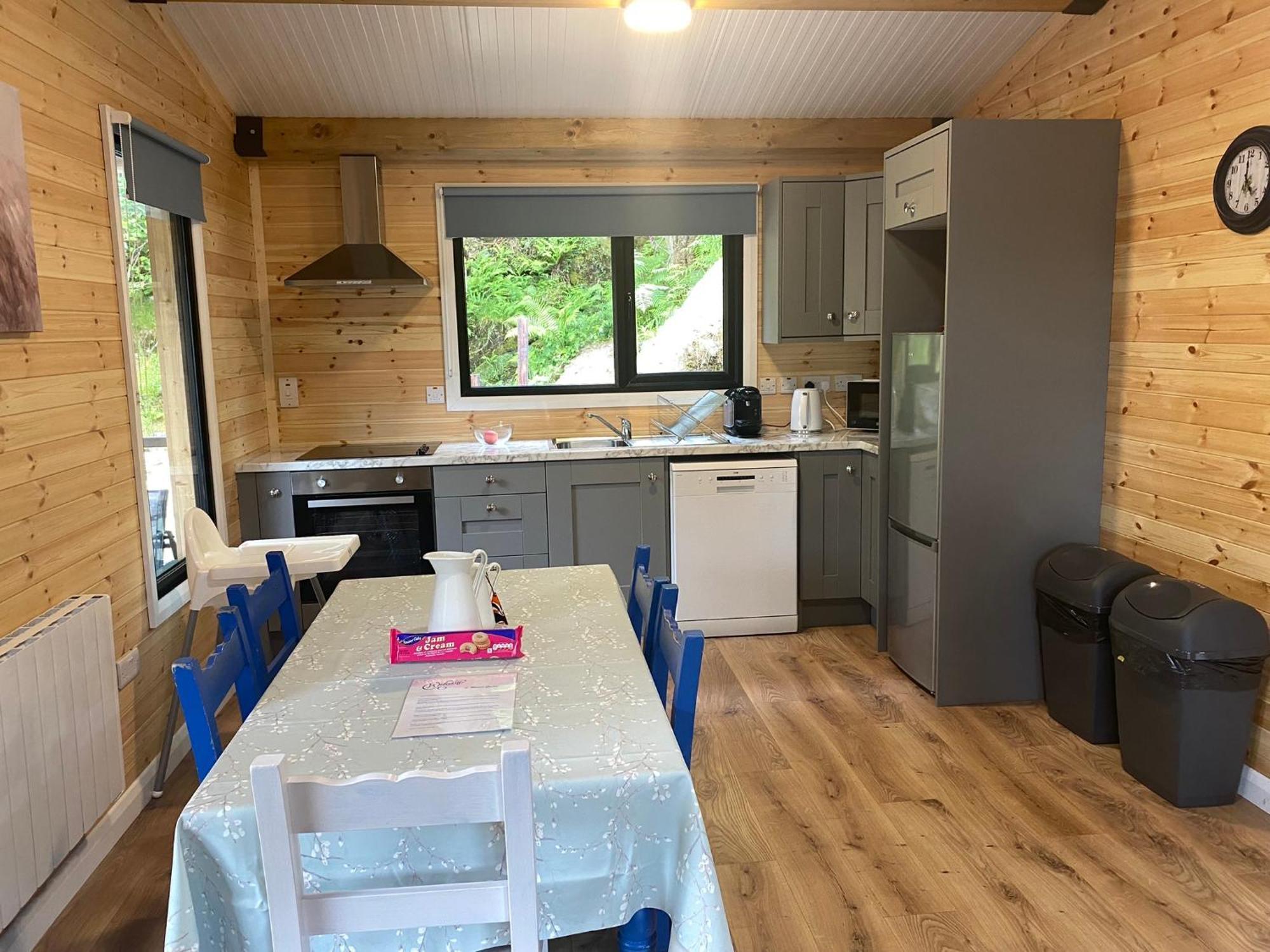 Rosies Cabin Maum Голуэй Экстерьер фото